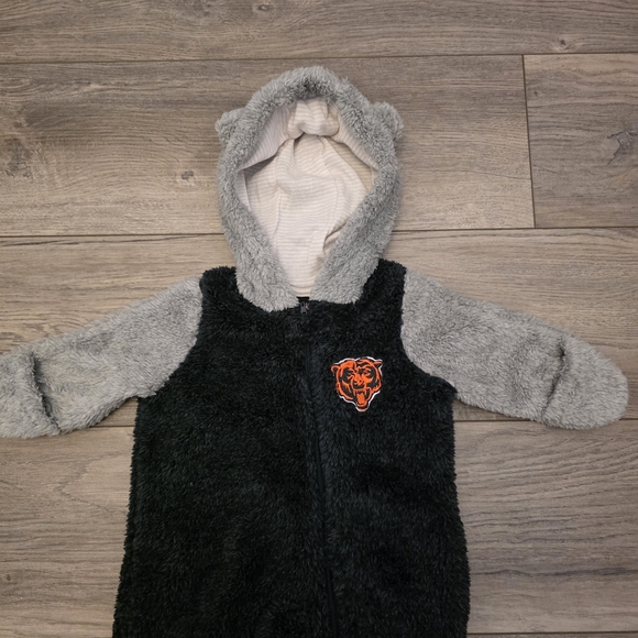 NFL Blue and Gray Chicago Bear Fuzzy Footie with Bear Ears - Picture 2 of 7